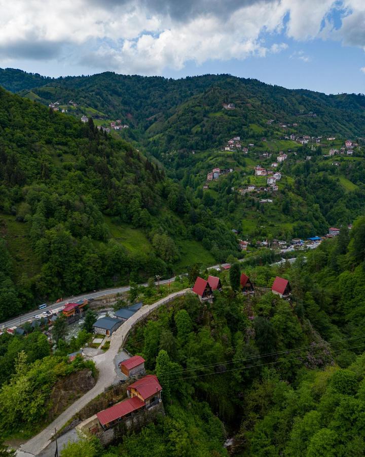 Bungalove Tatil Koeyue Çamlıhemşin Buitenkant foto